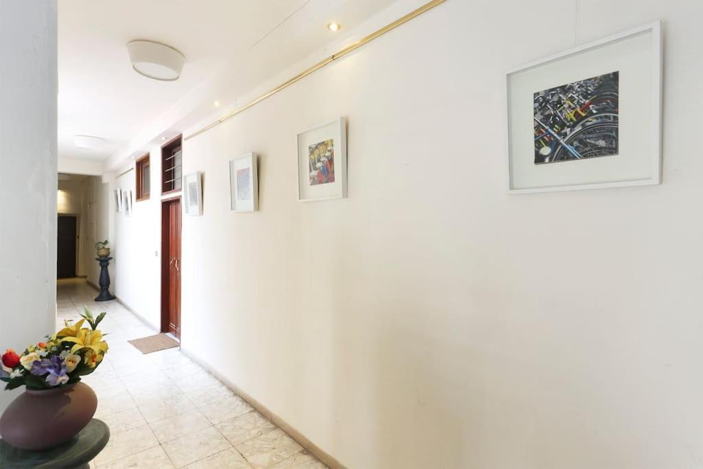 Borgognissanti 6 Apartment *